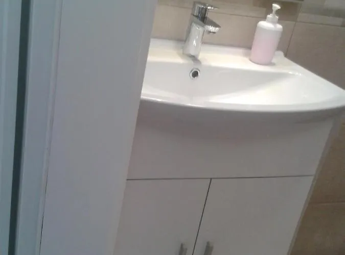 Antonio New * Zára
